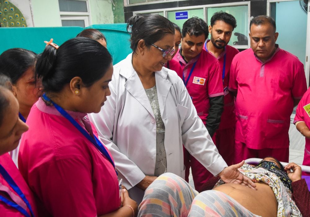 Figure 4: Dr. Indira Lamba training midwives at Mahila Chikitsalaya in Jaipur.